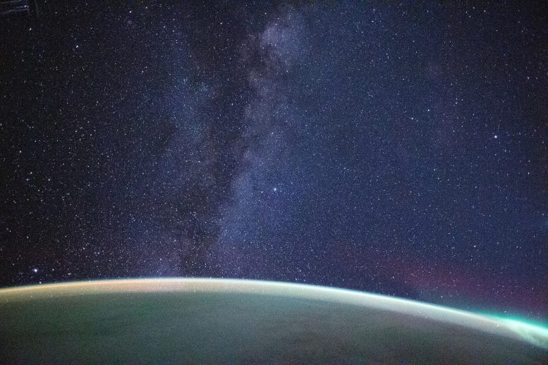 Milky Way Extends Above Earth’s Horizon