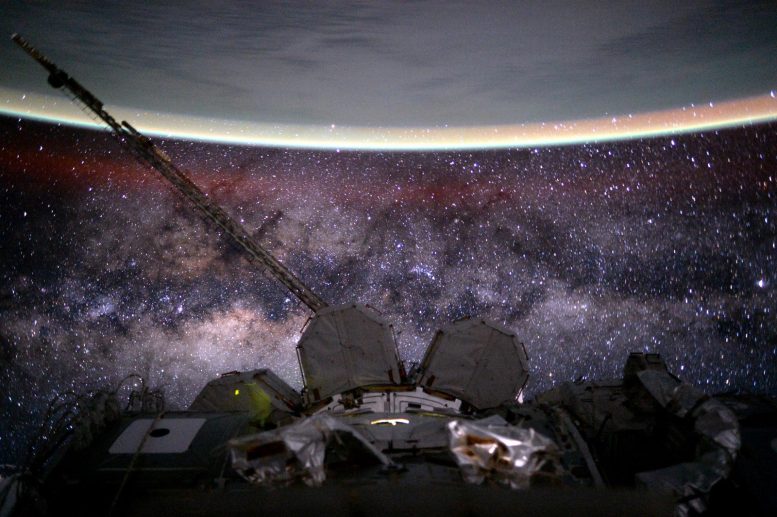 Milky Way and Earth’s Airglow From Space Station