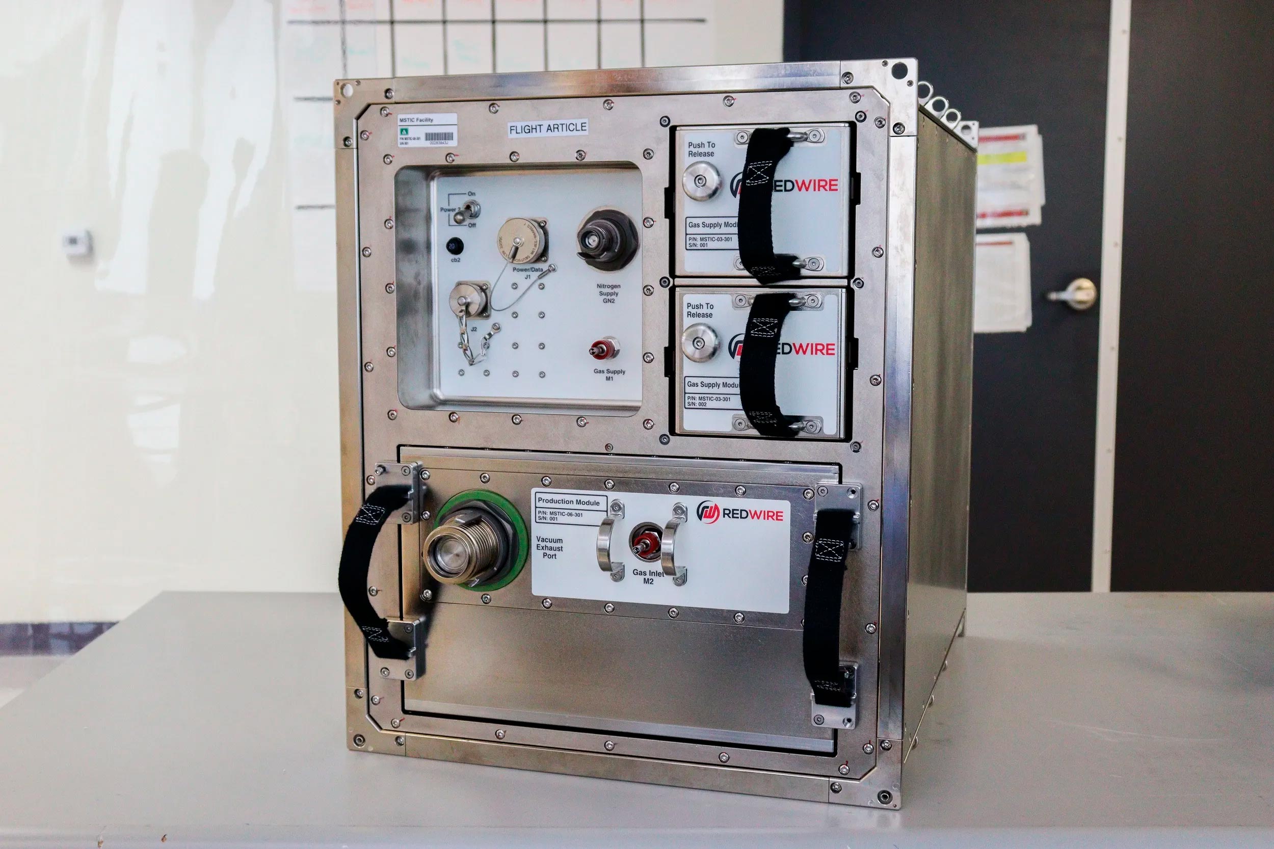 NASA Sending Surgical Robot and 3D Metal Printer to Space Station