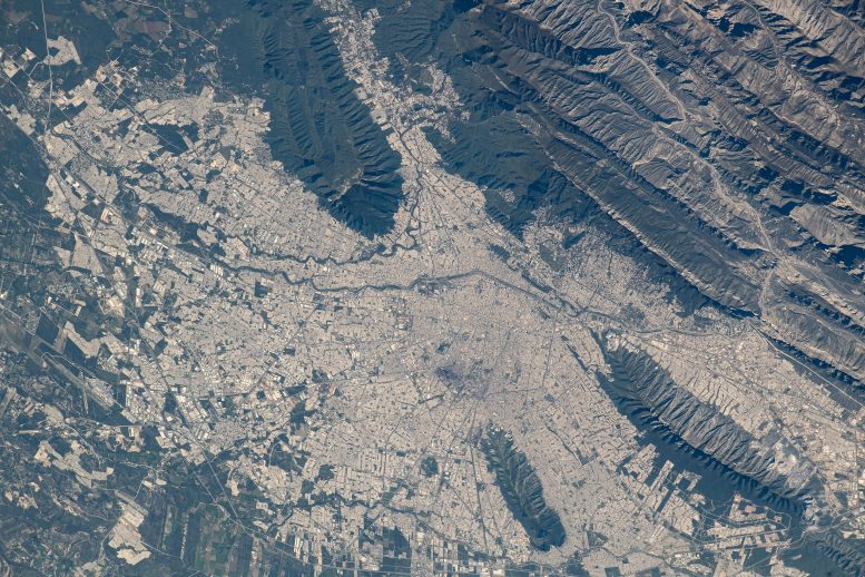 Monterrey, Meksyk z kosmosu
