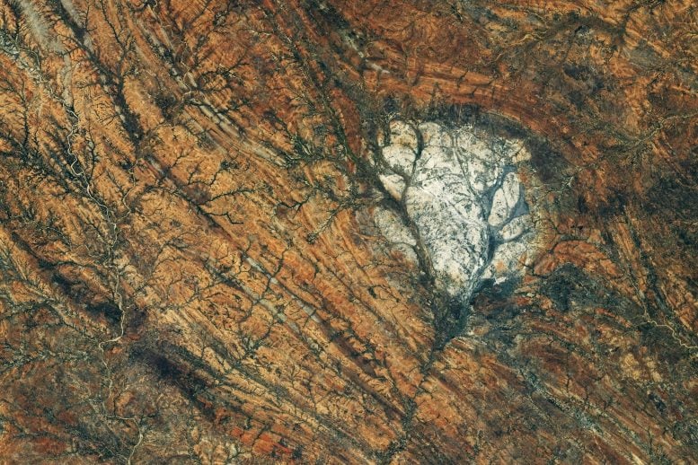 NASA Captures a Strange Formation on Earth With a Surprising Lunar Connection