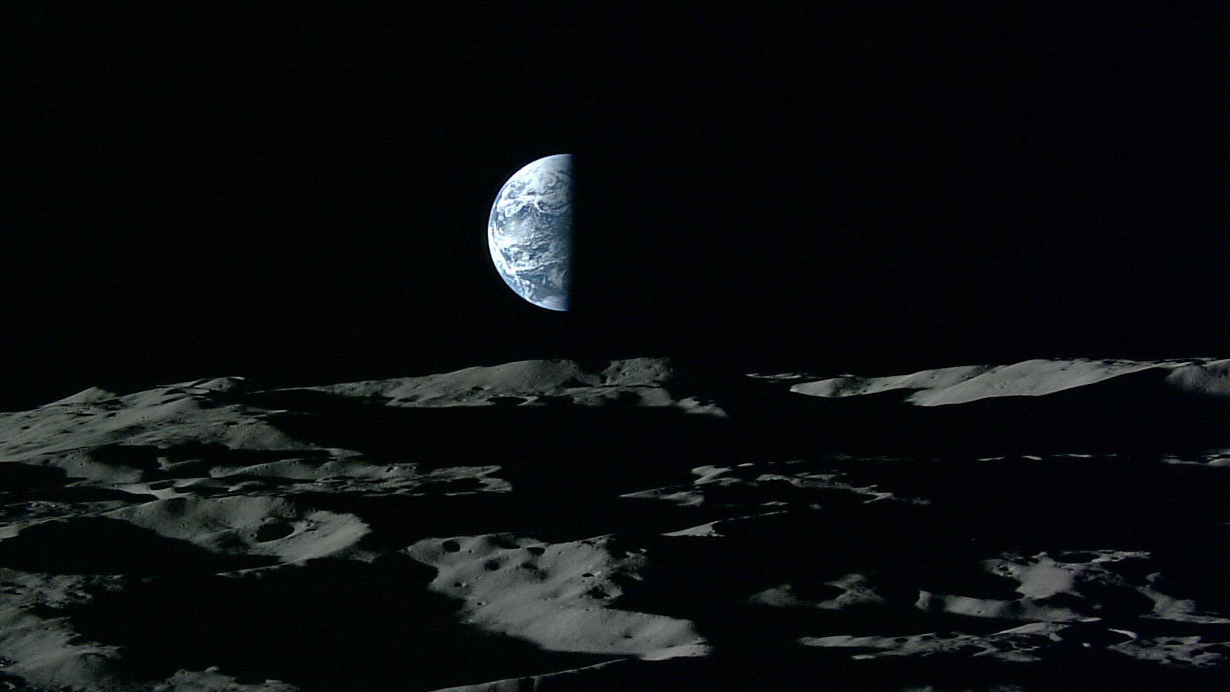Luna in Zemlja, ki jih je naslikal Kaguya