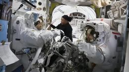 NASA Astronaut Jeanette Epps Assisting Mike Barratt and Tracy Dyson