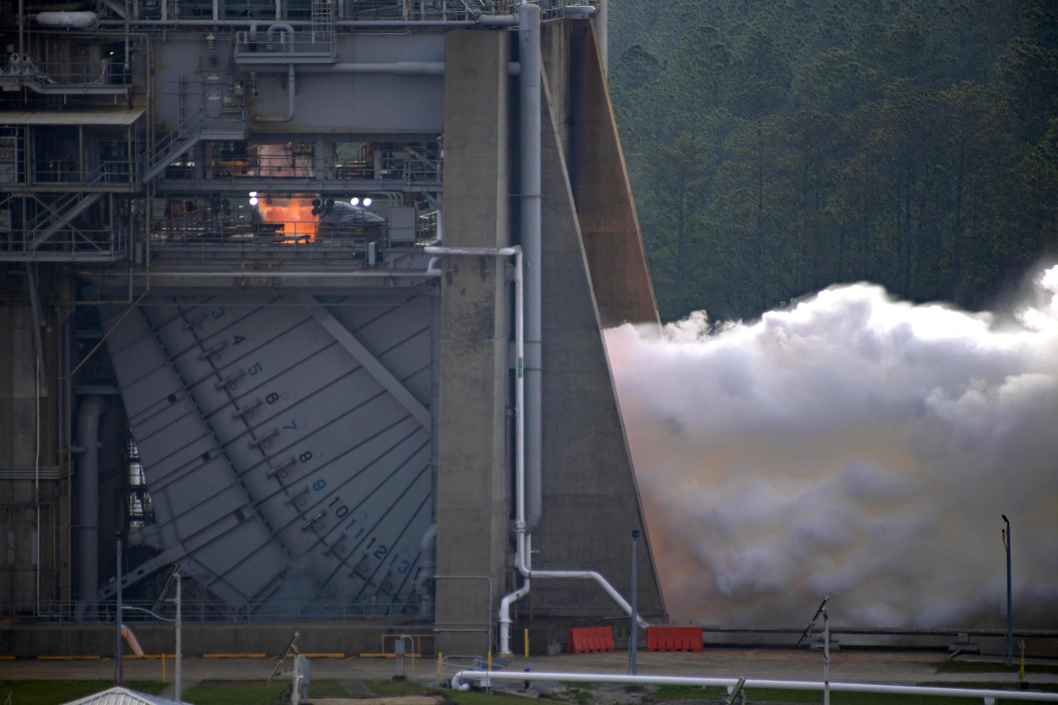 NASA Tests Upgraded Artemis Moon Rocket Engines at 113% Power Level