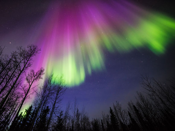 NASA Measures a Pulsating Aurora