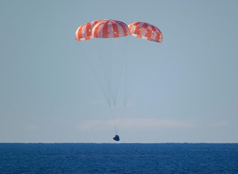 NASA Orion Spacecraft With Artemis II Crewmembers Splashes Down