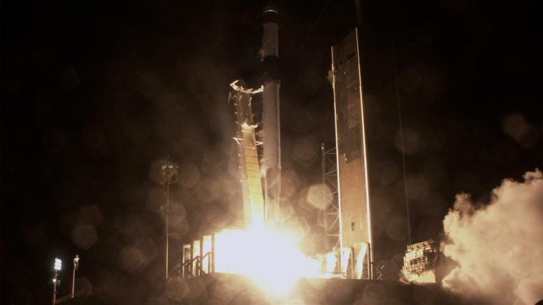 NASA SpaceX CRS 27 Liftoff