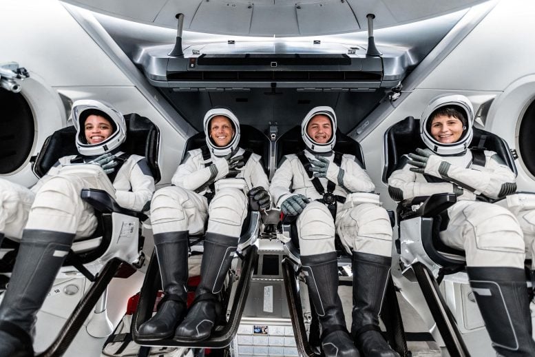 NASA SpaceX Crew-4 astronauți