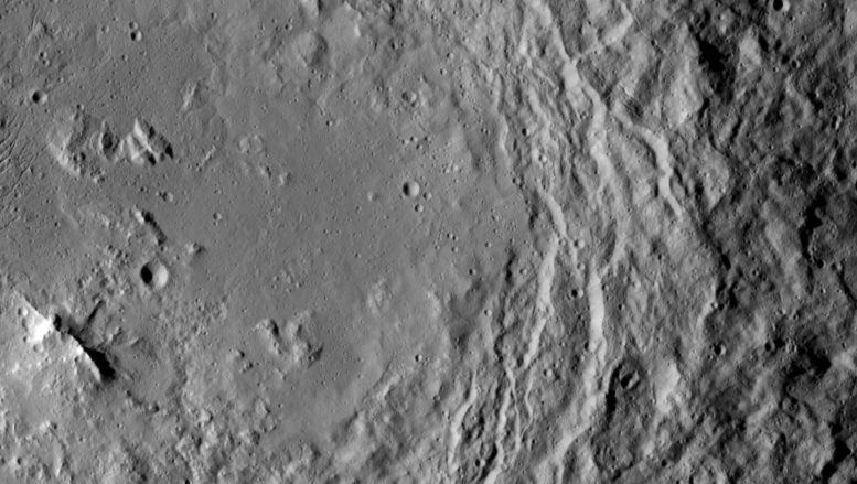 NASA's Dawn Spacecraft Takes New Images of Ceres