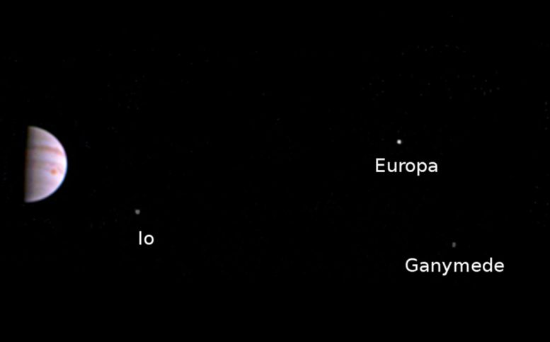 NASA’s Juno Spacecraft Sends First In-orbit View