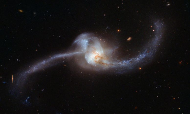 NGC 2623 Merging Galaxies from Hubble