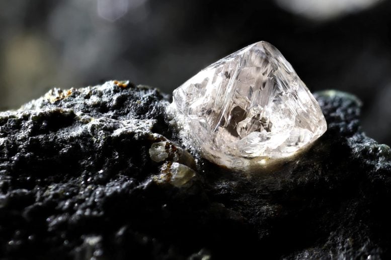 Natural Diamond Kimberlite