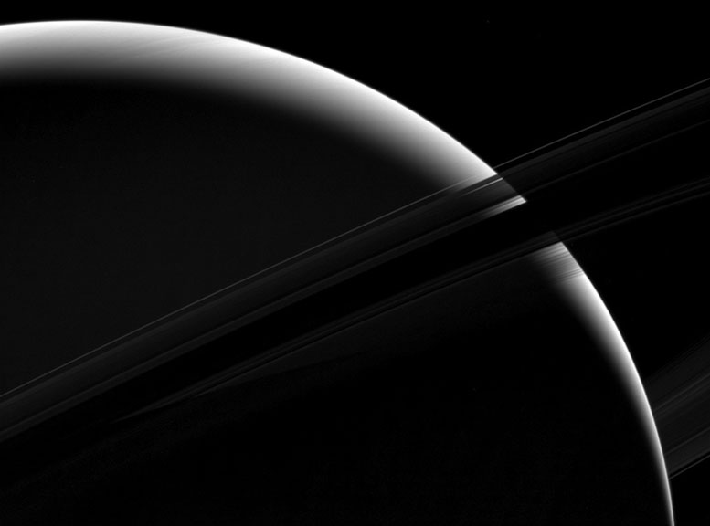 New Cassini Image Views a Sliiver of Saturn