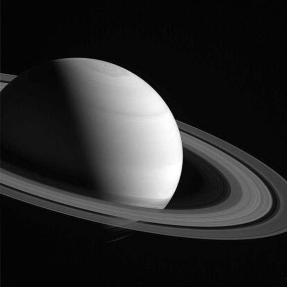 New Cassini Image of the Planet Saturn