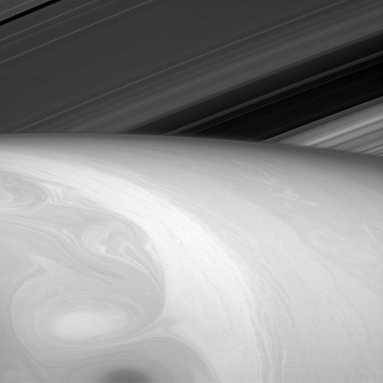 New Cassini Spacecraft Image of Saturn