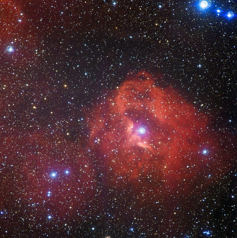 New ESO Image Reveals a Cloud of Hydrogen and Newborn Stars Called Gum 41