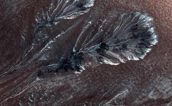 New HiRISE Image of the Northern Plains of Mars