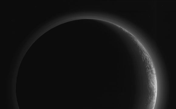 New Horizons Views Pluto’s Crescent