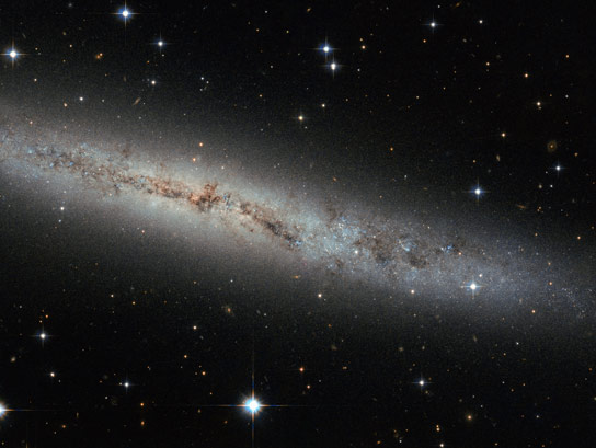 New Hubble Image of Spiral Galaxy ESO 373 8