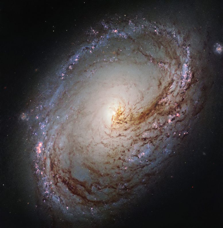 New Hubble Image of Spiral Galaxy Messier 96