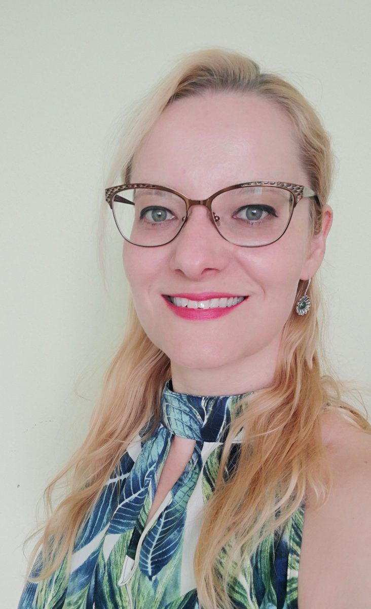 No&eacute;mi M&oacute;zes