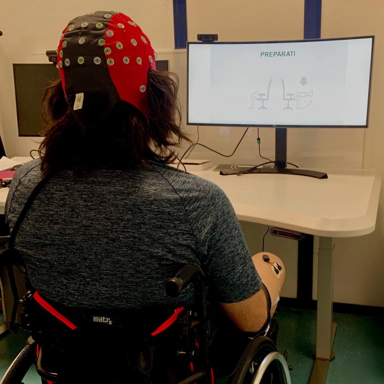 Noninvasive Brain Scanning Could Send Signals to Paralyzed Limbs