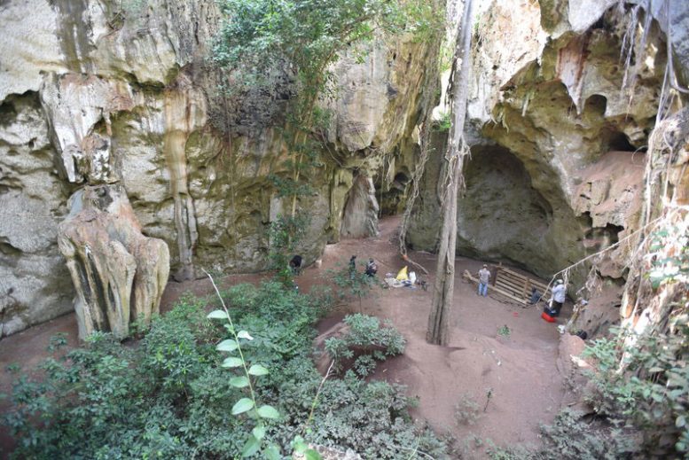 Old Cave Reveals Cultural Innovations