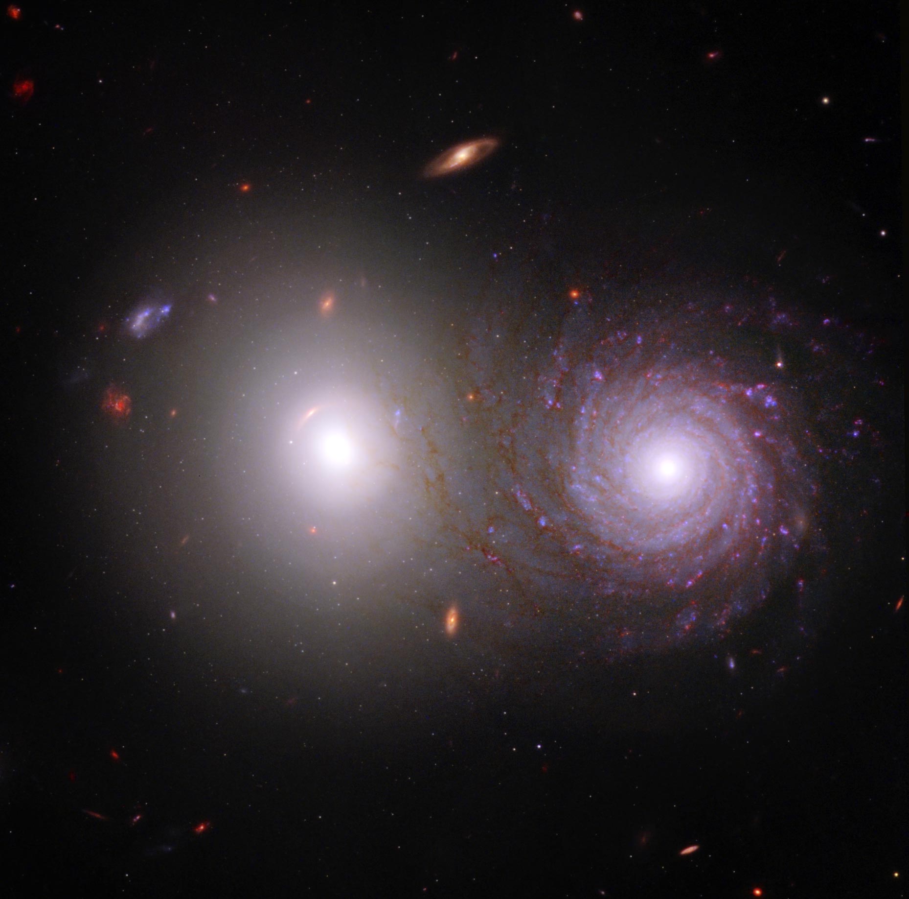 Örtüşen Galaksiler VV 191