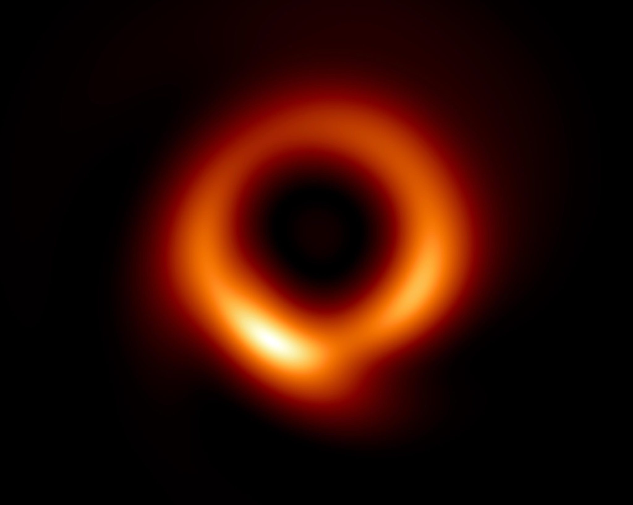 M87 Kara Deliğinin ham görüntüsü