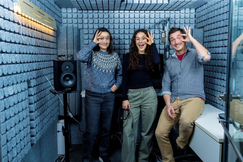 Pénélope Coupal, Charlotte Bigras, and Mickael Deroche