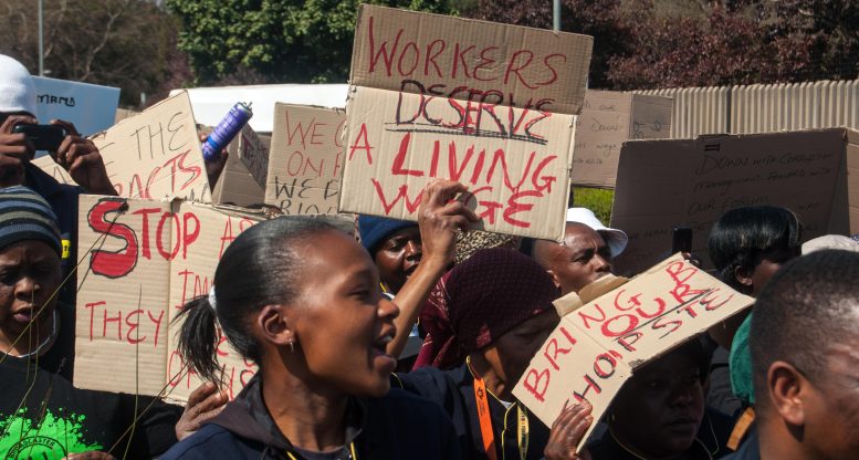 Protesto Persistente dos Trabalhadores do Fórum de Solidariedade