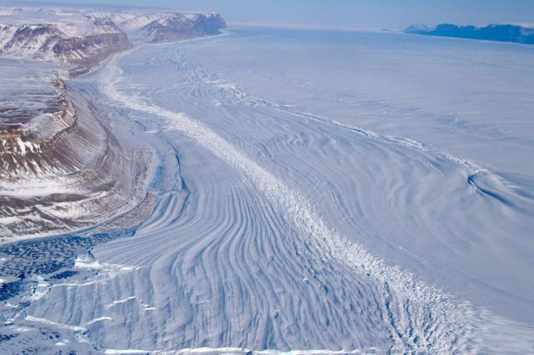 Se han revelado los misterios del deshielo en las zonas de tierra de Groenlandia