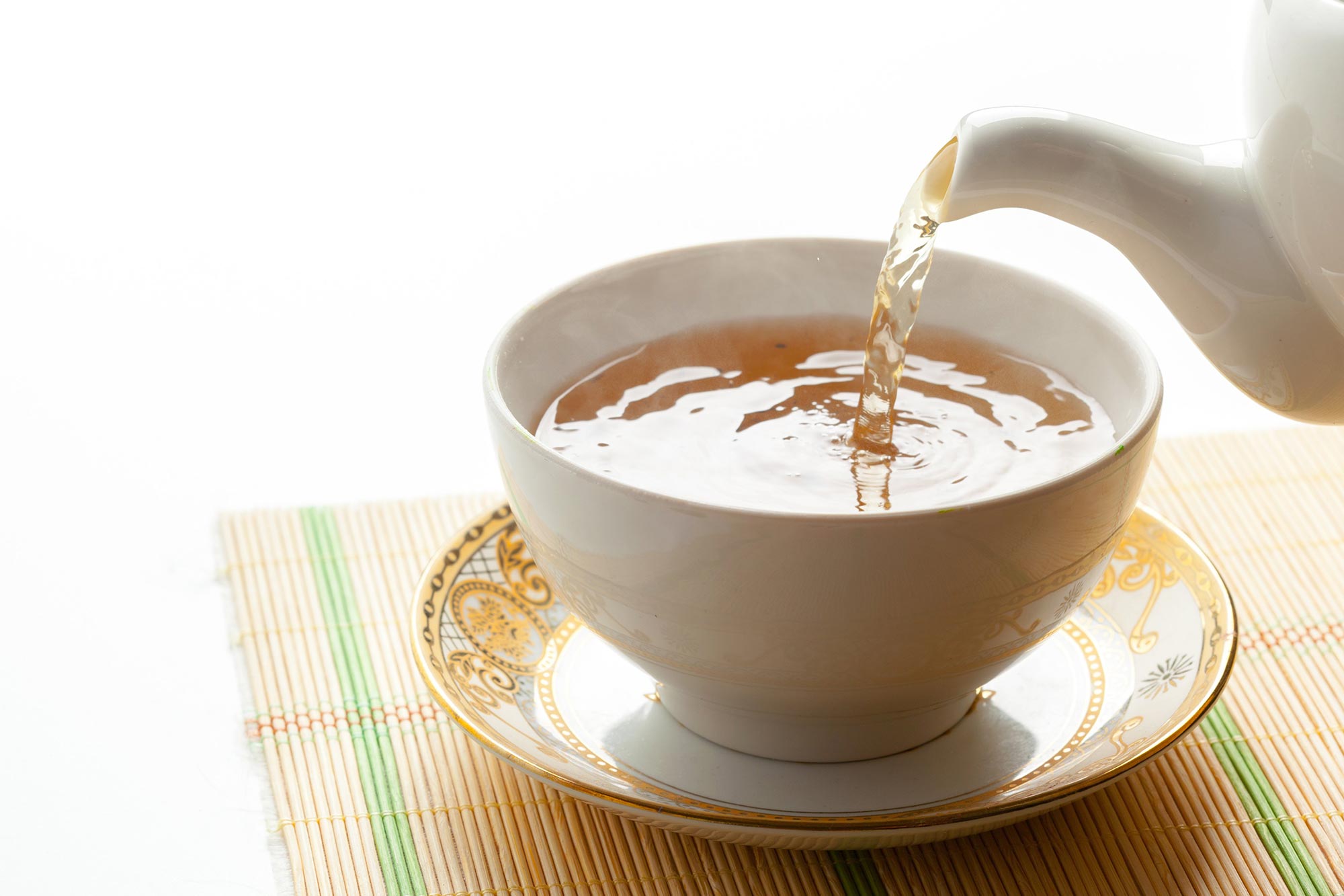 That Shiny Film on Your Cuppa? It Reflects the Complex Chemistry of Making  Tea