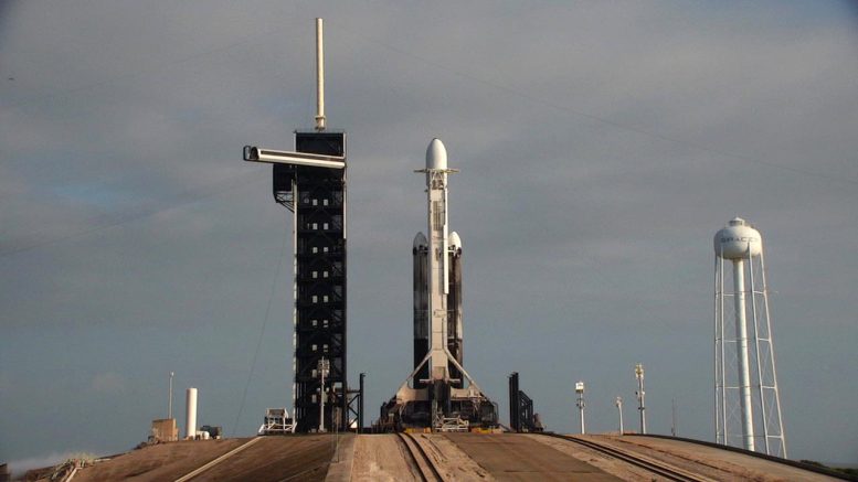 Astronave Psiche, razzo pesante SpaceX Falcon