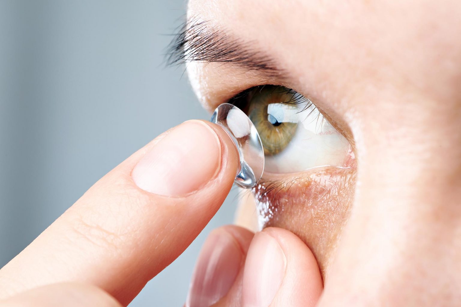 SelfMoisturising Smart Contact Lenses Electroosmotic Flow Used to