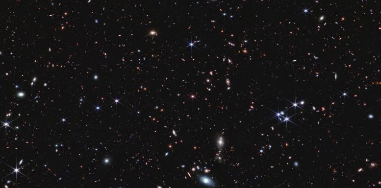 Quasar J0100+2802 (Webb NIRCam Image)