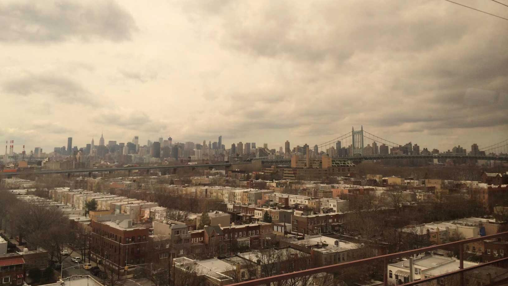 Gebieden in New York City zinken en stijgen