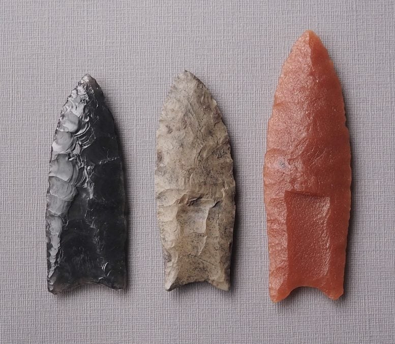 Replica Clovis points