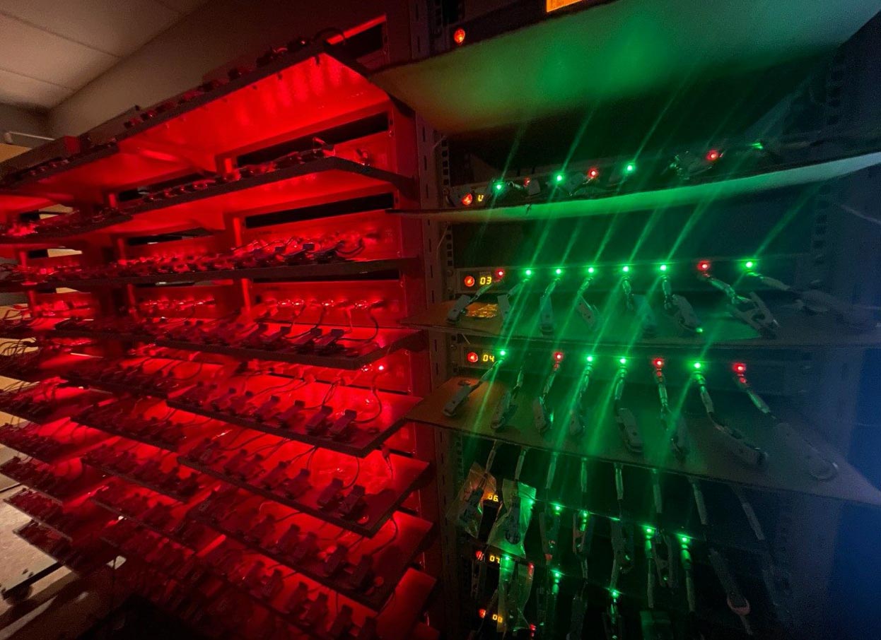 Research Examines Keys to Developing Better Batteries