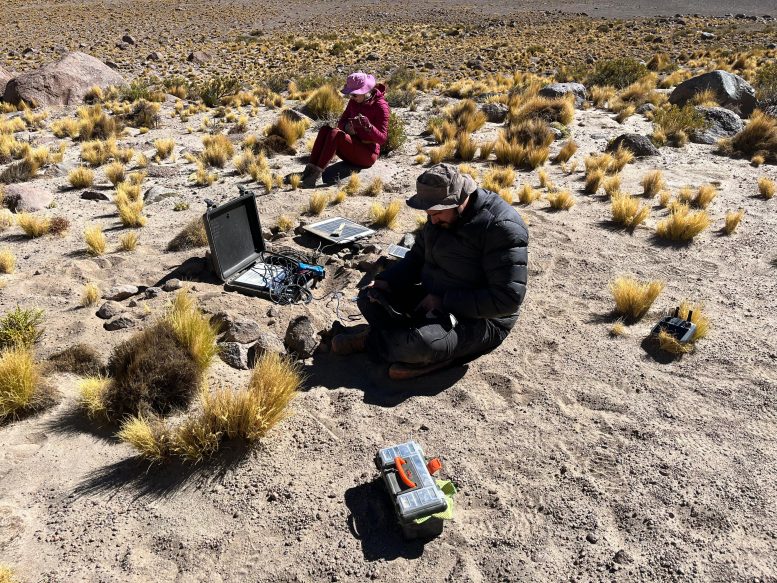 Researchers in the Field With Seismomster