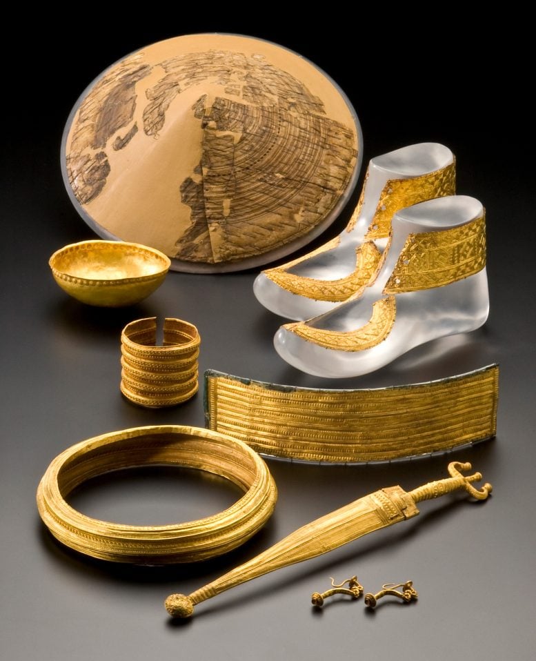 ממצאי זהב עשירים והכובע עשוי מקליפת ליבנה מאברדינגן הוכדורף