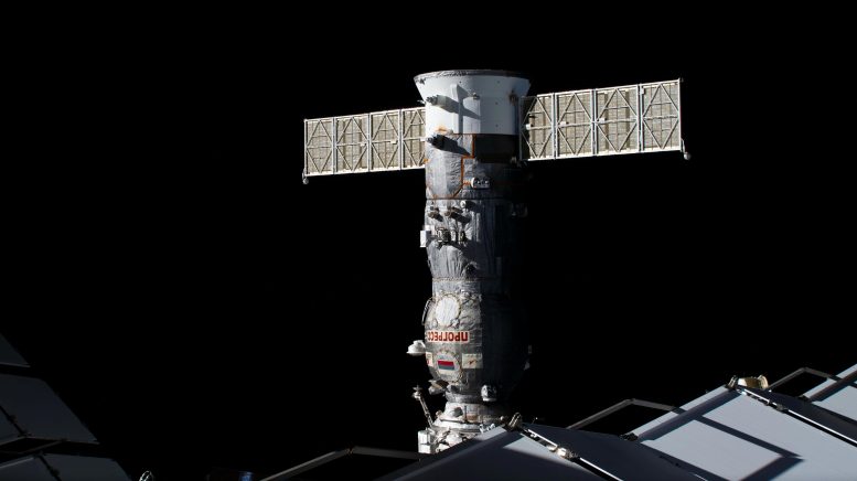 Roscosmos Progress 84 Cargo Craft Docked to ISS