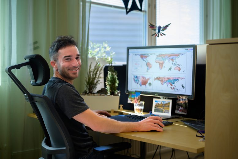 Rub&eacute;n Bernardo Madrid Analyzes Global Biodiversity Maps