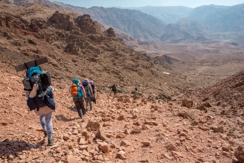 Sharara Team Hiking to the Excavation