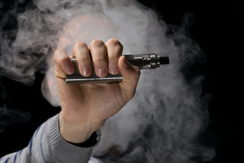 Smoke Vaping E-Cigarette