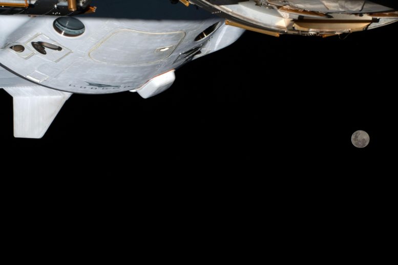 SpaceX Dragon Endurance Full Moon ISS