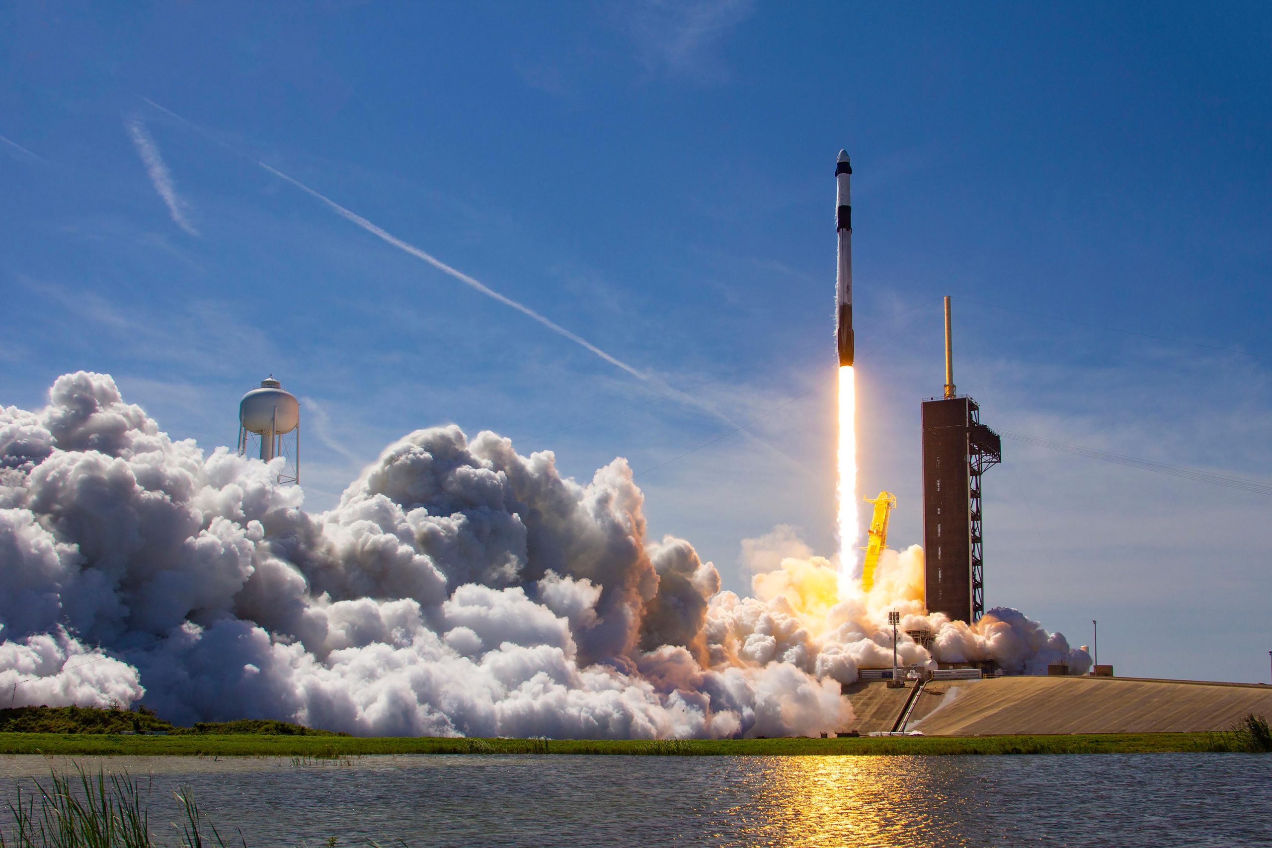 Ракета SPACEX. Фалькон 9. SPACEX запустила ракету. SPACEX Falcon 9.