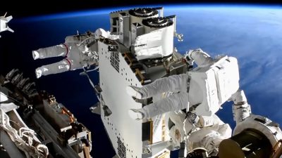 ISS Astronauts Complete First Roll-Out Solar Array Installation During ...