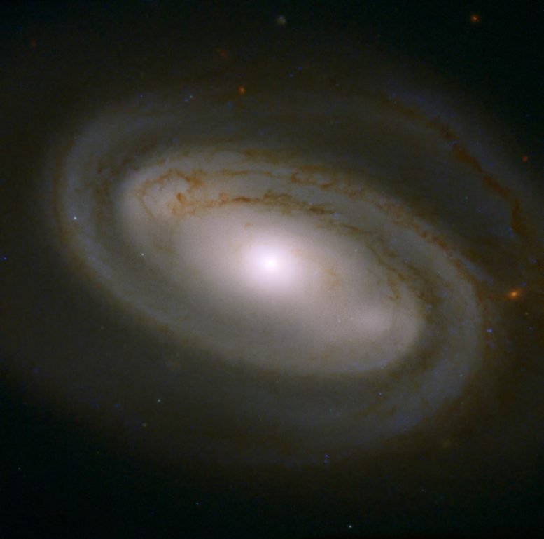 Spiral Galaxy NGC 3895
