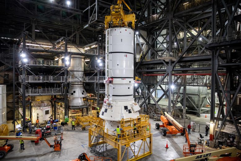 Stacking SLS Boosters Orion Spacecraft